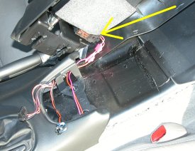 Center Console Connectors indicates fuel connector